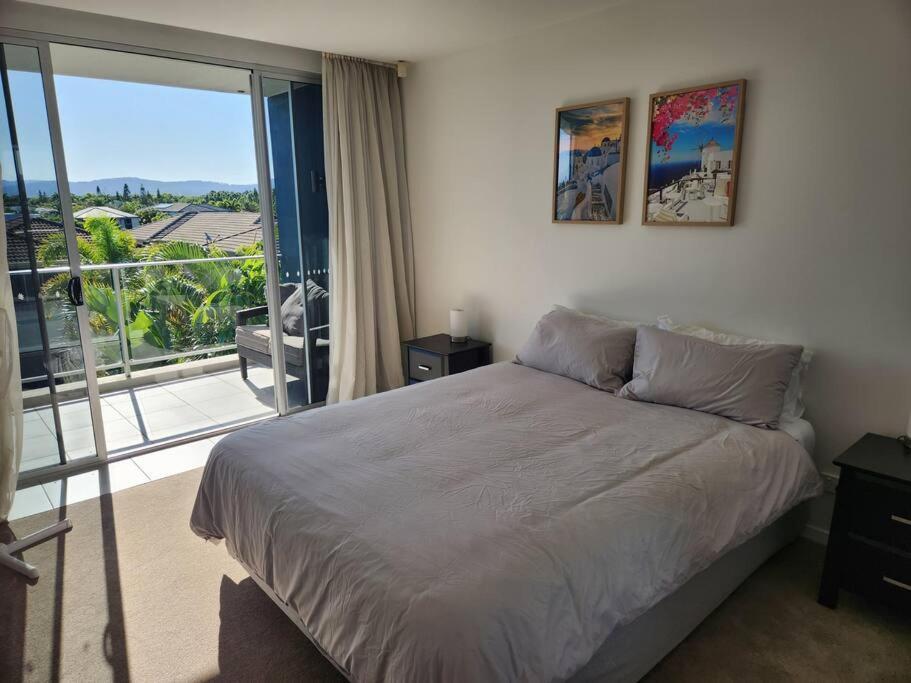 Apartment Sunset Views - Spacious Getaway Gold Coast