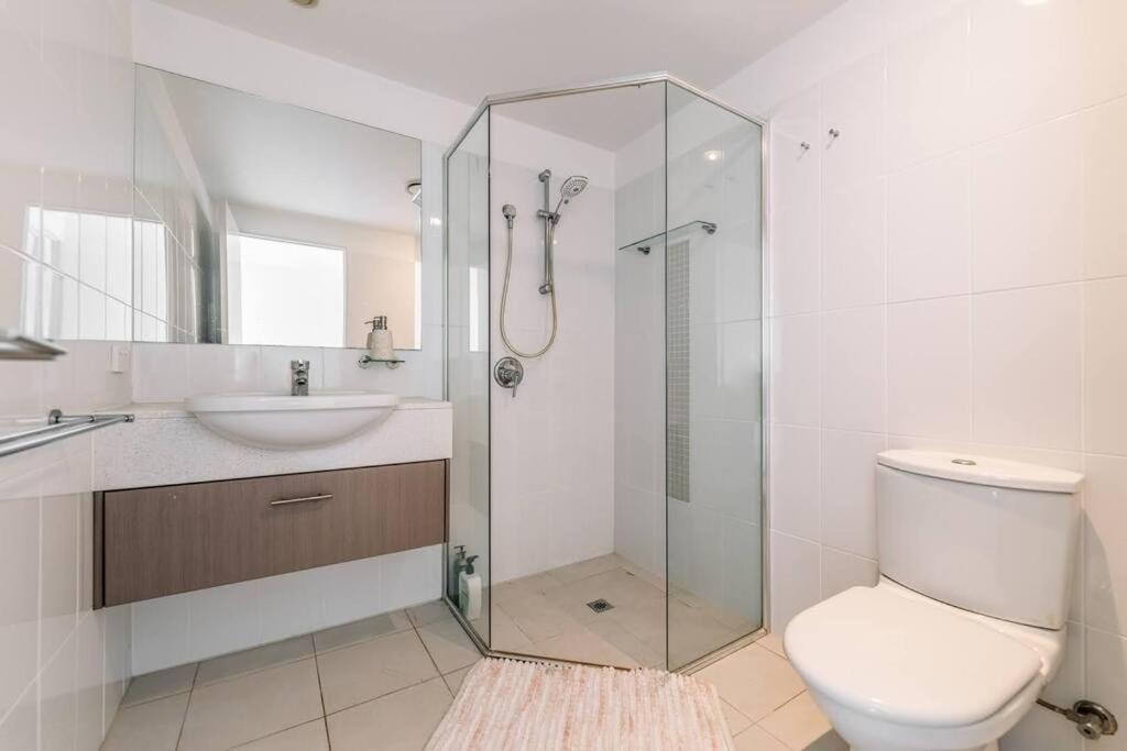 Sunset Views - Spacious Getaway * Gold Coast
